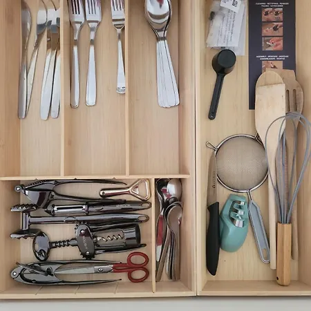 Niebieski W Wilenska Park I Prywatne Miejsce W Garazu Podziemnym *