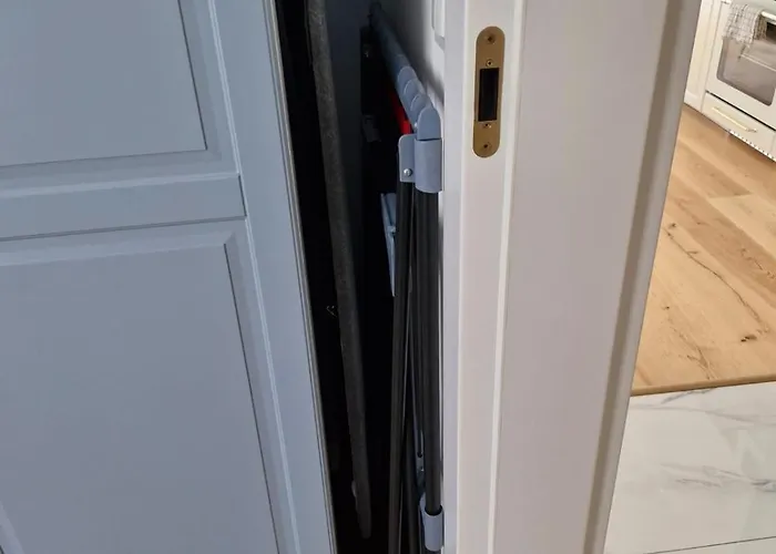 Niebieski W Wilenska Park I Prywatne Miejsce W Garazu Podziemnym Apartment *